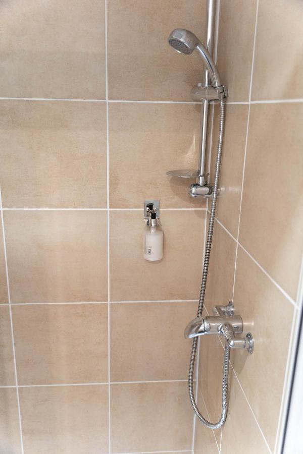 ברייטון Ocean Breeze Rooms מראה חיצוני תמונה